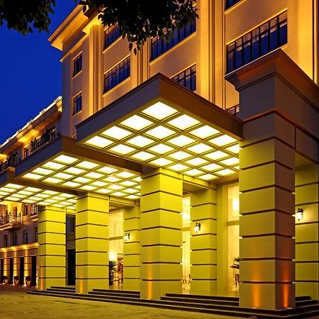 Alton Hotel Wuhu Esterno foto