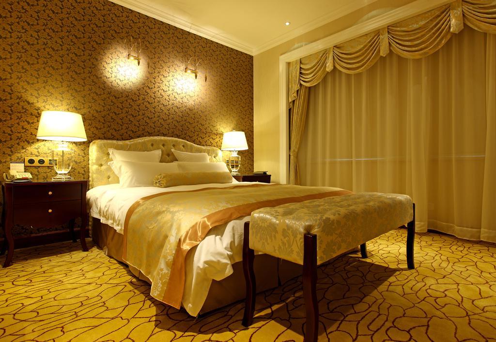 Alton Hotel Wuhu Esterno foto